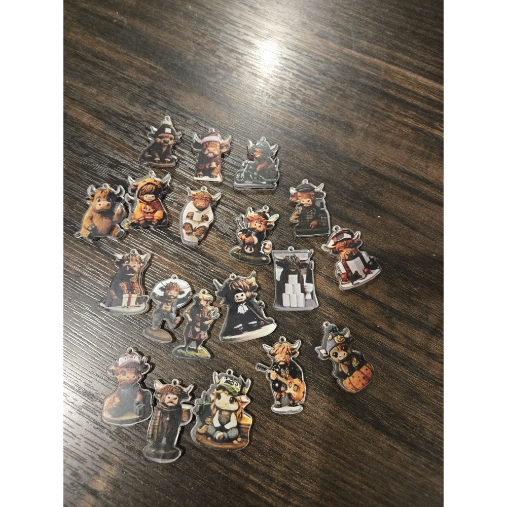 Highland Cow Charms Necklace Bracelts Lot Of 19